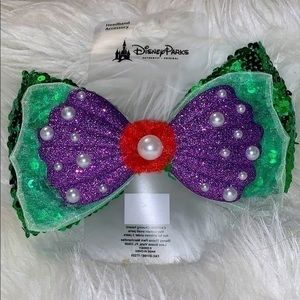 BNWT  Little Mermaid hair accessory